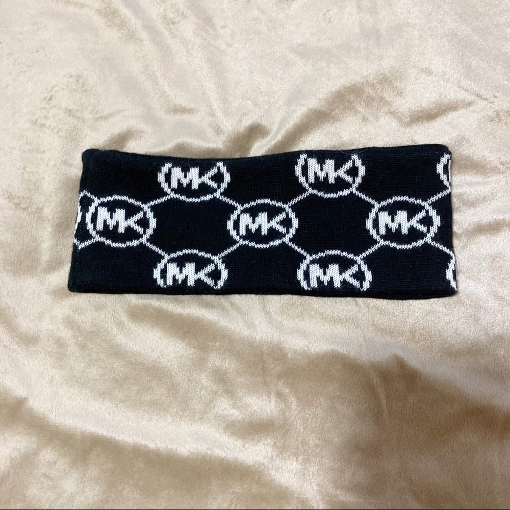 Black Michael Kors Winter head band